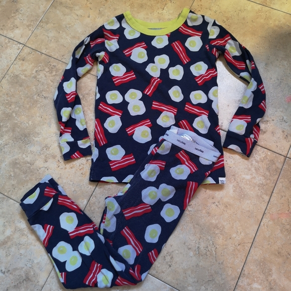 🆓FREE🎁 WHEN PURCHASE ANY ITEM kids Pajamas Set bacon & Eggs Breakfast Graphic - Picture 8 of 9